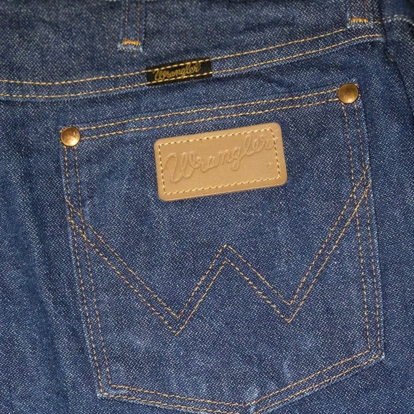 second hand wrangler jeans